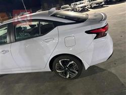 نيسان فيرسا